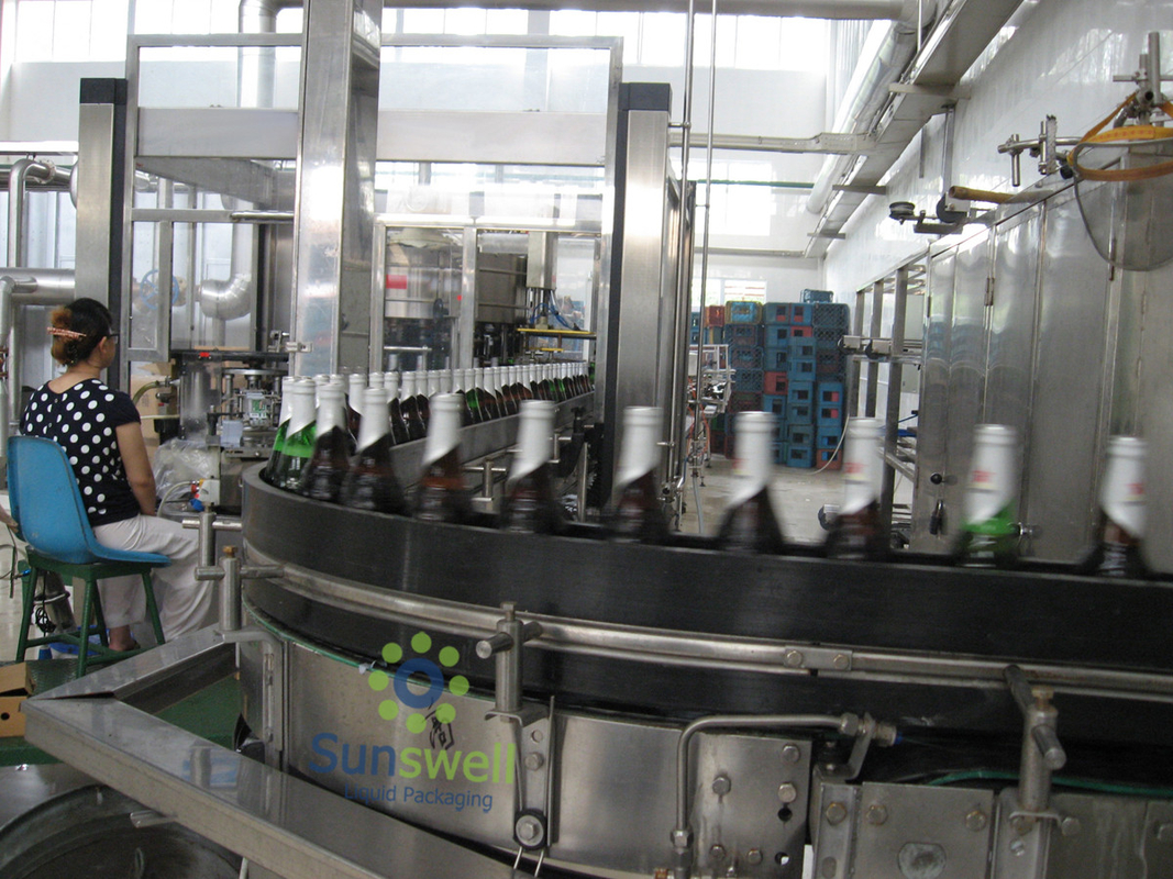 Fully Automatic Beer Filling Machine Glass For Glass Bottle With 1500BPH - 16000BPH Capacity