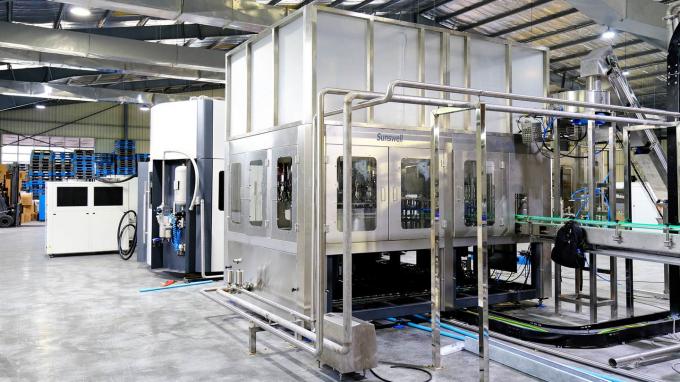 ماشین پر کردن نوشیدنی های گازی گازی چرخشی با عملکرد پایدار 8